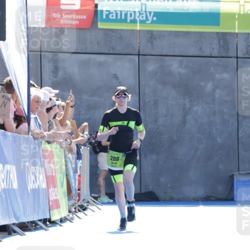 09.08.2026 - GEWOBA Citytriathlon Bremen Yannick Fuchs http://msf.ph/oto/9937865 09.08.2026 15:21:13 Ziel  meine-sportfotos.de