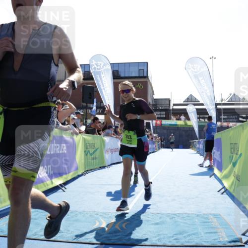 09.08.2026 - GEWOBA Citytriathlon Bremen Yannick Fuchs http://msf.ph/oto/9937896 09.08.2026 15:21:32 Ziel 19, 203, 329, 390, 417, 468 meine-sportfotos.de