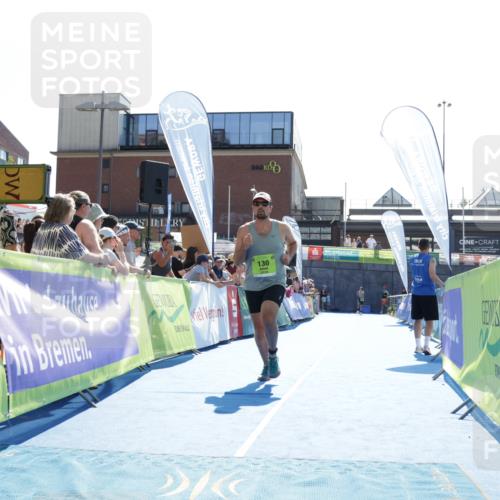 09.08.2026 - GEWOBA Citytriathlon Bremen Yannick Fuchs http://msf.ph/oto/9937905 09.08.2026 15:21:40 Ziel 130 meine-sportfotos.de