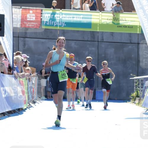 09.08.2026 - GEWOBA Citytriathlon Bremen Yannick Fuchs http://msf.ph/oto/9937917 09.08.2026 15:21:45 Ziel 130, 242 meine-sportfotos.de