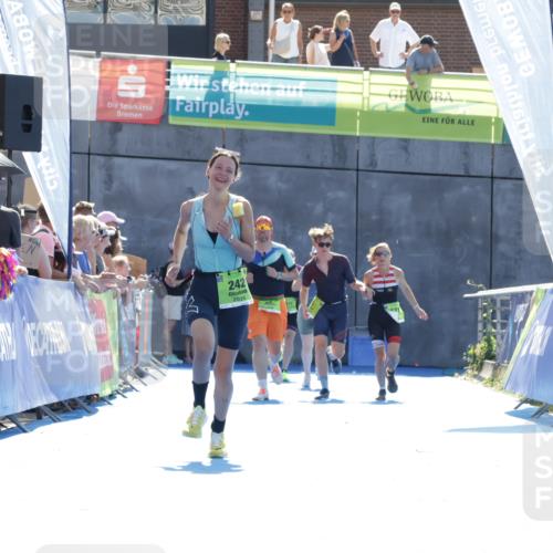 09.08.2026 - GEWOBA Citytriathlon Bremen Yannick Fuchs http://msf.ph/oto/9937918 09.08.2026 15:21:45 Ziel 130, 242 meine-sportfotos.de