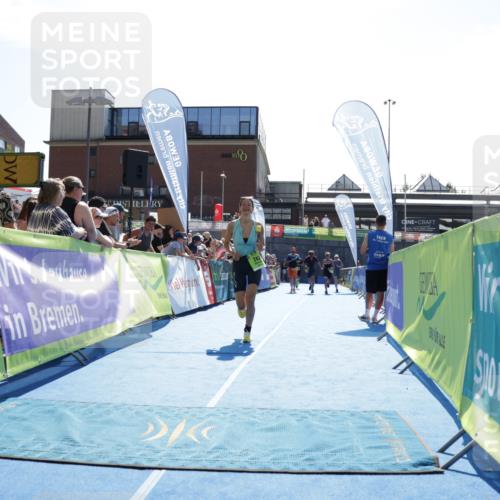 09.08.2026 - GEWOBA Citytriathlon Bremen Yannick Fuchs http://msf.ph/oto/9937923 09.08.2026 15:21:48 Ziel 242, 521 meine-sportfotos.de
