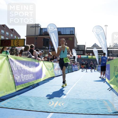 09.08.2026 - GEWOBA Citytriathlon Bremen Yannick Fuchs http://msf.ph/oto/9937926 09.08.2026 15:21:48 Ziel 242, 521 meine-sportfotos.de