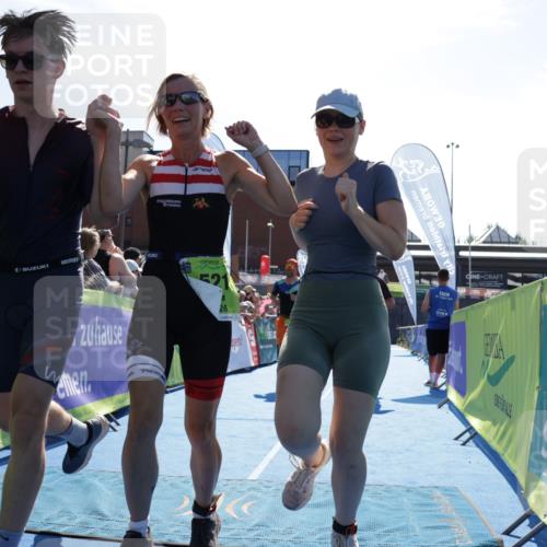 09.08.2026 - GEWOBA Citytriathlon Bremen Yannick Fuchs http://msf.ph/oto/9937941 09.08.2026 15:21:54 Ziel 5, 182, 202, 242, 415, 521 meine-sportfotos.de