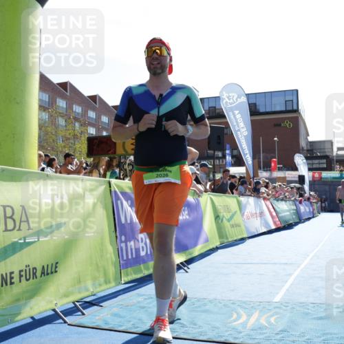 09.08.2026 - GEWOBA Citytriathlon Bremen Yannick Fuchs http://msf.ph/oto/9937951 09.08.2026 15:21:56 Ziel 5, 182, 202, 415, 431, 521 meine-sportfotos.de
