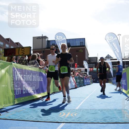 09.08.2026 - GEWOBA Citytriathlon Bremen Yannick Fuchs http://msf.ph/oto/9937977 09.08.2026 15:22:37 Ziel 42, 216, 458 meine-sportfotos.de