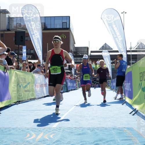 09.08.2026 - GEWOBA Citytriathlon Bremen Yannick Fuchs http://msf.ph/oto/9937991 09.08.2026 15:22:47 Ziel 229, 341, 485, 585 meine-sportfotos.de