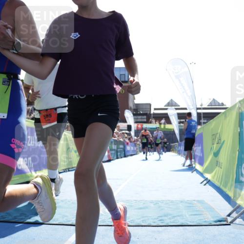 09.08.2026 - GEWOBA Citytriathlon Bremen Yannick Fuchs http://msf.ph/oto/9937999 09.08.2026 15:22:49 Ziel 91, 229, 341, 485, 585 meine-sportfotos.de