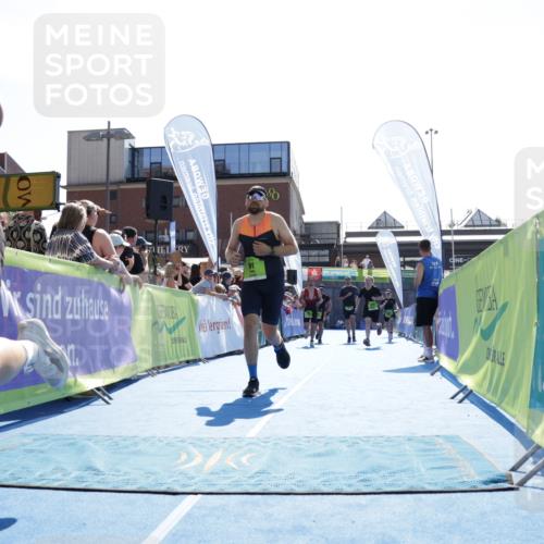 09.08.2026 - GEWOBA Citytriathlon Bremen Yannick Fuchs http://msf.ph/oto/9938006 09.08.2026 15:22:52 Ziel 80, 91, 222, 229, 249, 341, 363, 485, 585 meine-sportfotos.de