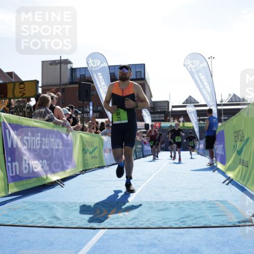 09.08.2026 - GEWOBA Citytriathlon Bremen Yannick Fuchs http://msf.ph/oto/9938009 09.08.2026 15:22:53 Ziel 80, 87, 91, 222, 229, 249, 341, 363, 485, 585 meine-sportfotos.de