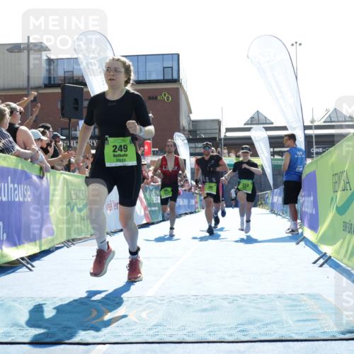 09.08.2026 - GEWOBA Citytriathlon Bremen Yannick Fuchs http://msf.ph/oto/9938015 09.08.2026 15:22:55 Ziel 80, 87, 91, 222, 229, 249, 363, 585 meine-sportfotos.de