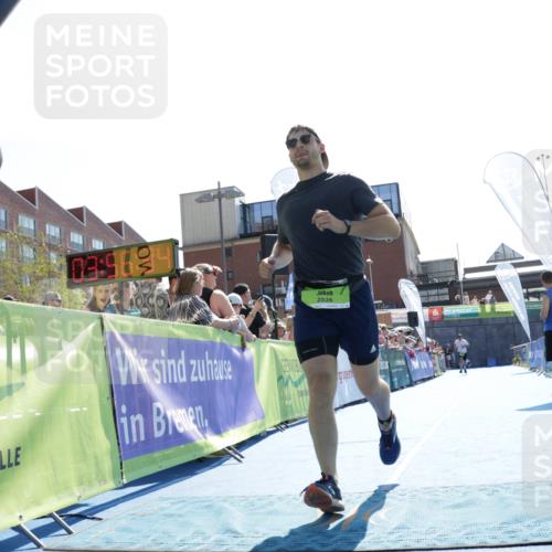 09.08.2026 - GEWOBA Citytriathlon Bremen Yannick Fuchs http://msf.ph/oto/9938028 09.08.2026 15:22:58 Ziel 80, 87, 91, 222, 249, 363 meine-sportfotos.de