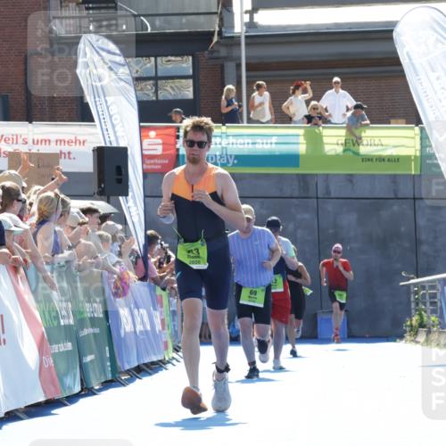 09.08.2026 - GEWOBA Citytriathlon Bremen Yannick Fuchs http://msf.ph/oto/9938053 09.08.2026 15:23:20 Ziel 69, 173, 449 meine-sportfotos.de