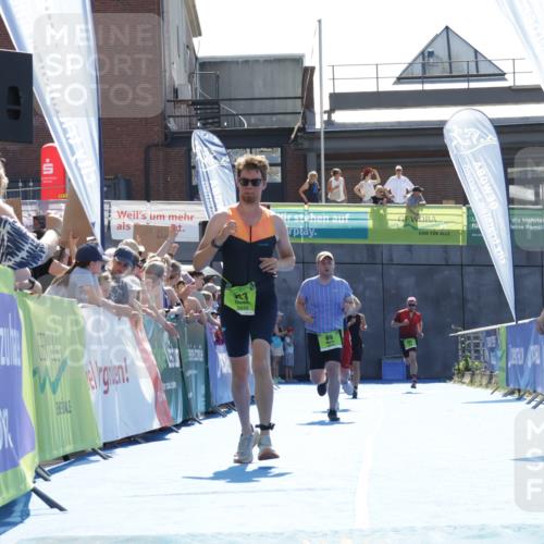 09.08.2026 - GEWOBA Citytriathlon Bremen Yannick Fuchs http://msf.ph/oto/9938055 09.08.2026 15:23:21 Ziel 69, 173, 449 meine-sportfotos.de