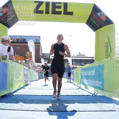 09.08.2026 - GEWOBA Citytriathlon Bremen Yannick Fuchs http://msf.ph/oto/9938075 09.08.2026 15:23:29 Ziel 12, 69, 163, 273, 482 meine-sportfotos.de
