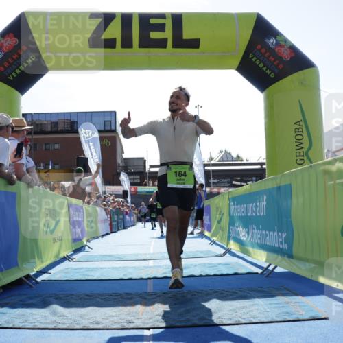 09.08.2026 - GEWOBA Citytriathlon Bremen Yannick Fuchs http://msf.ph/oto/9938103 09.08.2026 15:23:49 Ziel 10, 148, 164, 235 meine-sportfotos.de