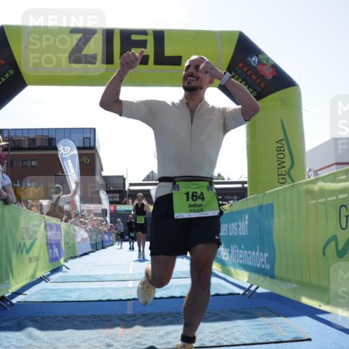 09.08.2026 - GEWOBA Citytriathlon Bremen Yannick Fuchs http://msf.ph/oto/9938105 09.08.2026 15:23:50 Ziel 10, 148, 164, 235 meine-sportfotos.de