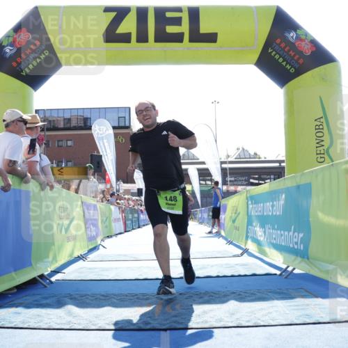 09.08.2026 - GEWOBA Citytriathlon Bremen Yannick Fuchs http://msf.ph/oto/9938115 09.08.2026 15:23:55 Ziel 10, 148, 235, 493 meine-sportfotos.de
