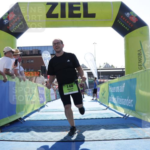 09.08.2026 - GEWOBA Citytriathlon Bremen Yannick Fuchs http://msf.ph/oto/9938116 09.08.2026 15:23:55 Ziel 10, 148, 235, 493 meine-sportfotos.de