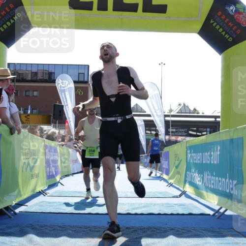 09.08.2026 - GEWOBA Citytriathlon Bremen Yannick Fuchs http://msf.ph/oto/9938134 09.08.2026 15:24:06 Ziel 22, 122, 358, 412 meine-sportfotos.de