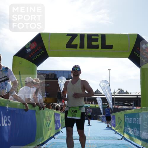 09.08.2026 - GEWOBA Citytriathlon Bremen Yannick Fuchs http://msf.ph/oto/9938138 09.08.2026 15:24:07 Ziel 22, 122, 358, 412 meine-sportfotos.de
