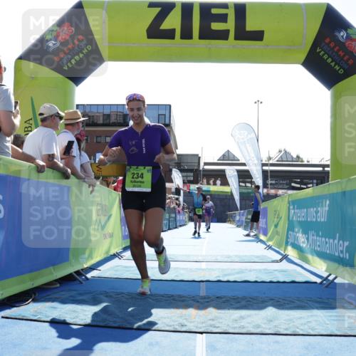 09.08.2026 - GEWOBA Citytriathlon Bremen Yannick Fuchs http://msf.ph/oto/9938184 09.08.2026 15:24:33 Ziel 234, 250, 276, 405 meine-sportfotos.de