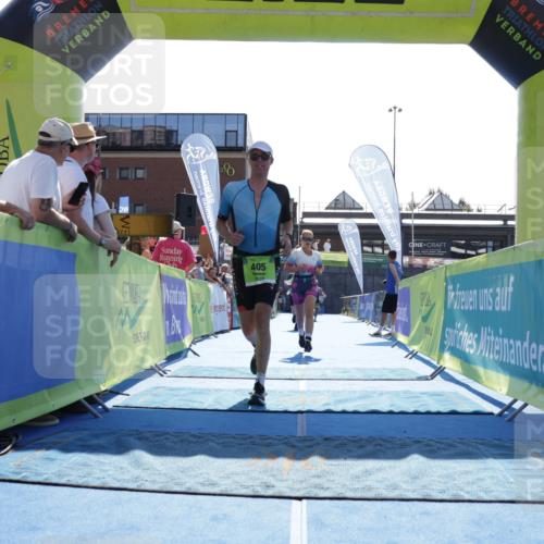 09.08.2026 - GEWOBA Citytriathlon Bremen Yannick Fuchs http://msf.ph/oto/9938188 09.08.2026 15:24:36 Ziel 234, 250, 391, 405 meine-sportfotos.de