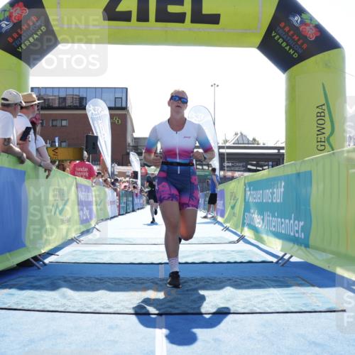 09.08.2026 - GEWOBA Citytriathlon Bremen Yannick Fuchs http://msf.ph/oto/9938194 09.08.2026 15:24:38 Ziel 250, 391, 405, 410 meine-sportfotos.de
