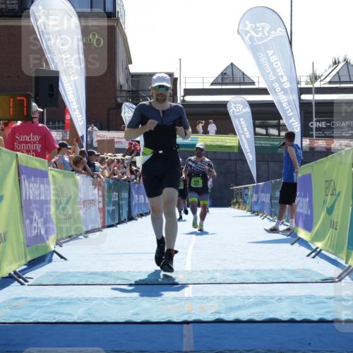 09.08.2026 - GEWOBA Citytriathlon Bremen Yannick Fuchs http://msf.ph/oto/9938198 09.08.2026 15:24:40 Ziel 250, 391, 405, 410 meine-sportfotos.de