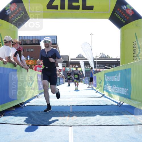 09.08.2026 - GEWOBA Citytriathlon Bremen Yannick Fuchs http://msf.ph/oto/9938203 09.08.2026 15:24:42 Ziel 73, 250, 391, 410 meine-sportfotos.de