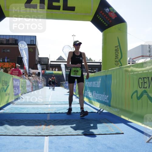 09.08.2026 - GEWOBA Citytriathlon Bremen Yannick Fuchs http://msf.ph/oto/9938223 09.08.2026 15:24:52 Ziel 58, 361, 456 meine-sportfotos.de