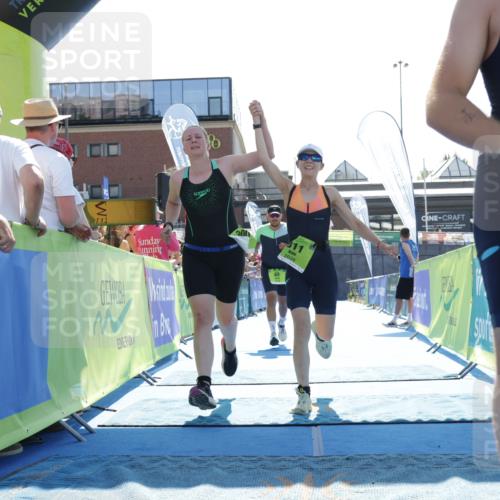 09.08.2026 - GEWOBA Citytriathlon Bremen Yannick Fuchs http://msf.ph/oto/9938231 09.08.2026 15:24:59 Ziel 58, 65, 300, 311 meine-sportfotos.de