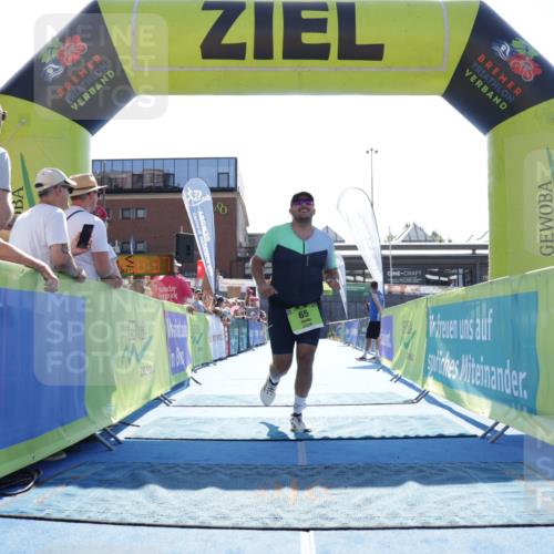 09.08.2026 - GEWOBA Citytriathlon Bremen Yannick Fuchs http://msf.ph/oto/9938241 09.08.2026 15:25:00 Ziel 58, 65, 300, 311 meine-sportfotos.de
