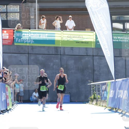 09.08.2026 - GEWOBA Citytriathlon Bremen Yannick Fuchs http://msf.ph/oto/9938269 09.08.2026 15:25:11 Ziel 239, 274 meine-sportfotos.de