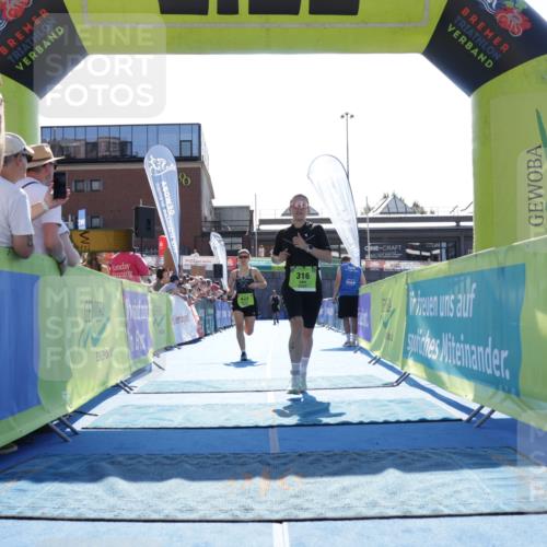 09.08.2026 - GEWOBA Citytriathlon Bremen Yannick Fuchs http://msf.ph/oto/9938281 09.08.2026 15:25:20 Ziel 316, 320, 437 meine-sportfotos.de