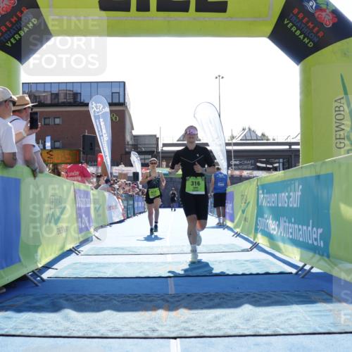 09.08.2026 - GEWOBA Citytriathlon Bremen Yannick Fuchs http://msf.ph/oto/9938282 09.08.2026 15:25:20 Ziel 316, 320, 437 meine-sportfotos.de