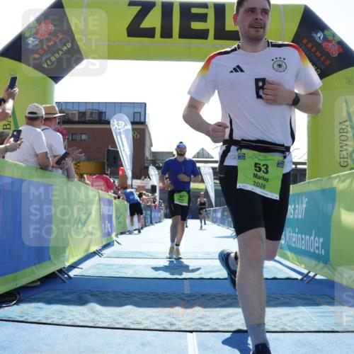 09.08.2026 - GEWOBA Citytriathlon Bremen Yannick Fuchs http://msf.ph/oto/9938312 09.08.2026 15:25:37 Ziel 53, 57, 64, 261, 335, 344, 479 meine-sportfotos.de