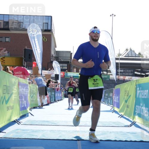 09.08.2026 - GEWOBA Citytriathlon Bremen Yannick Fuchs http://msf.ph/oto/9938313 09.08.2026 15:25:38 Ziel 53, 57, 64, 261, 335, 344, 479 meine-sportfotos.de