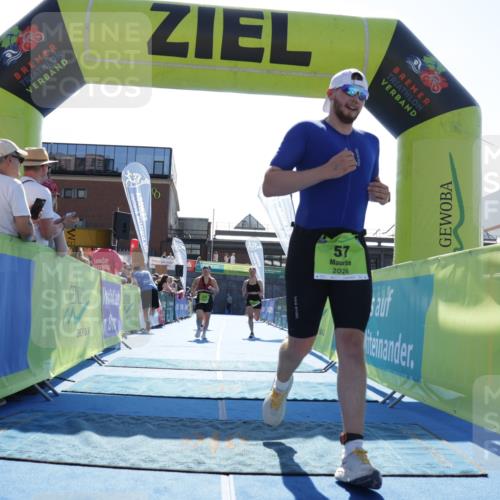 09.08.2026 - GEWOBA Citytriathlon Bremen Yannick Fuchs http://msf.ph/oto/9938317 09.08.2026 15:25:38 Ziel 53, 57, 64, 261, 335, 344, 479 meine-sportfotos.de