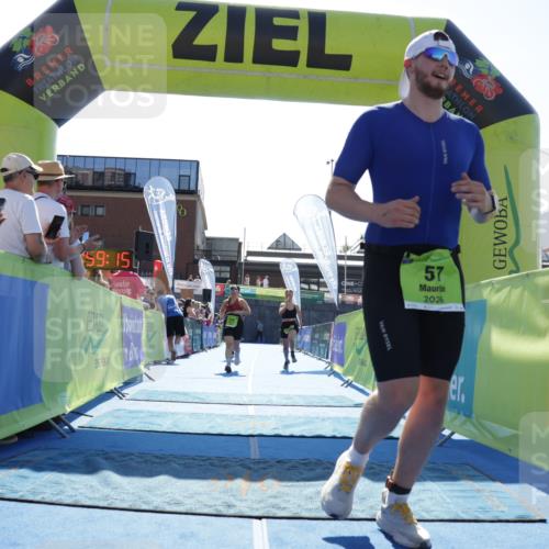 09.08.2026 - GEWOBA Citytriathlon Bremen Yannick Fuchs http://msf.ph/oto/9938318 09.08.2026 15:25:38 Ziel 53, 57, 64, 261, 335, 344, 479 meine-sportfotos.de