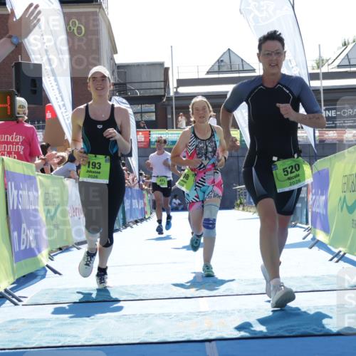 09.08.2026 - GEWOBA Citytriathlon Bremen Yannick Fuchs http://msf.ph/oto/9938364 09.08.2026 15:26:07 Ziel 193, 347, 388, 411, 508, 520 meine-sportfotos.de