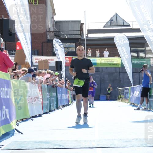 09.08.2026 - GEWOBA Citytriathlon Bremen Yannick Fuchs http://msf.ph/oto/9938394 09.08.2026 15:26:14 Ziel 6, 388, 411 meine-sportfotos.de