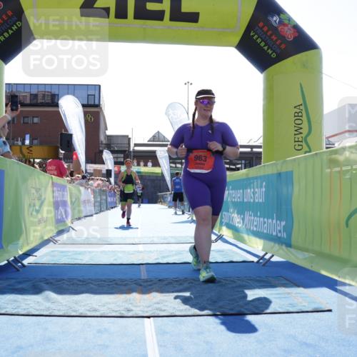 09.08.2026 - GEWOBA Citytriathlon Bremen Yannick Fuchs http://msf.ph/oto/9938421 09.08.2026 15:26:25 Ziel 262, 409, 435, 963 meine-sportfotos.de