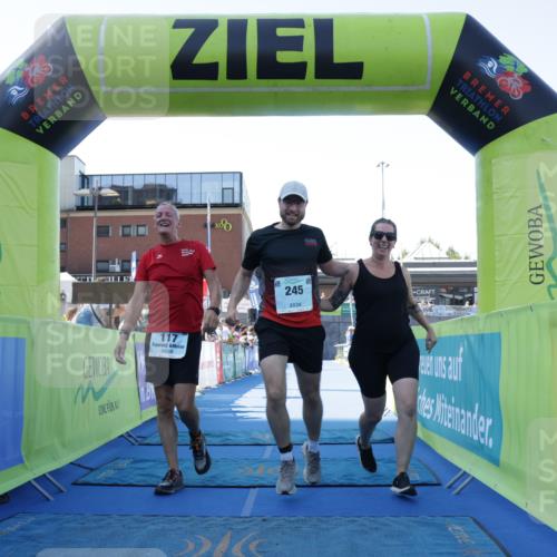 09.08.2026 - GEWOBA Citytriathlon Bremen Yannick Fuchs http://msf.ph/oto/9938422 09.08.2026 11:41:52 Ziel 117, 181, 245, 367 meine-sportfotos.de