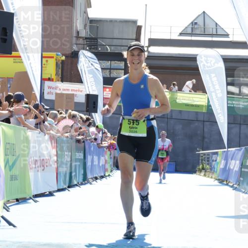 09.08.2026 - GEWOBA Citytriathlon Bremen Yannick Fuchs http://msf.ph/oto/9938474 09.08.2026 15:26:41 Ziel 389, 515 meine-sportfotos.de