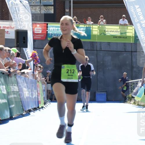 09.08.2026 - GEWOBA Citytriathlon Bremen Yannick Fuchs http://msf.ph/oto/9938535 09.08.2026 15:27:04 Ziel 212, 338 meine-sportfotos.de