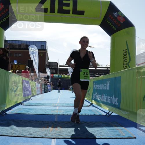 09.08.2026 - GEWOBA Citytriathlon Bremen Yannick Fuchs http://msf.ph/oto/9938549 09.08.2026 15:27:06 Ziel 212, 338 meine-sportfotos.de