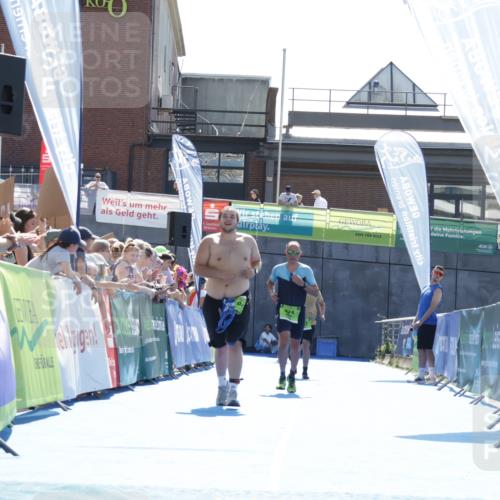 09.08.2026 - GEWOBA Citytriathlon Bremen Yannick Fuchs http://msf.ph/oto/9938586 09.08.2026 15:27:19 Ziel 20, 424, 454 meine-sportfotos.de