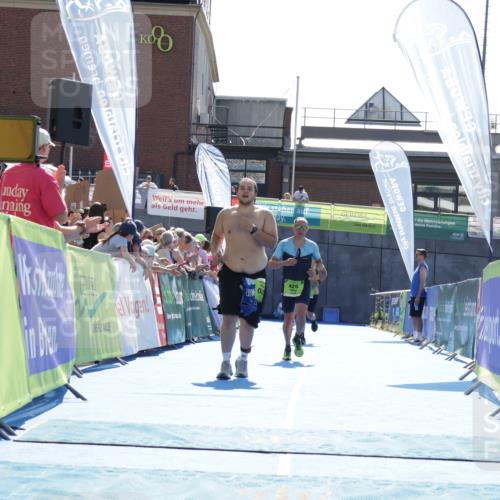 09.08.2026 - GEWOBA Citytriathlon Bremen Yannick Fuchs http://msf.ph/oto/9938590 09.08.2026 15:27:20 Ziel 20, 367, 424, 454 meine-sportfotos.de