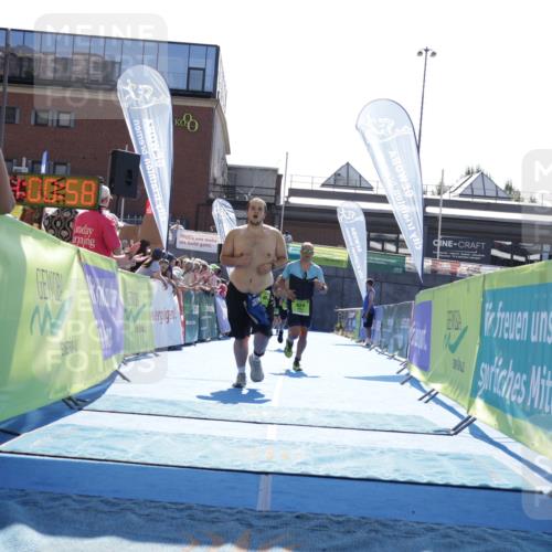 09.08.2026 - GEWOBA Citytriathlon Bremen Yannick Fuchs http://msf.ph/oto/9938591 09.08.2026 15:27:21 Ziel 20, 367, 424, 454 meine-sportfotos.de